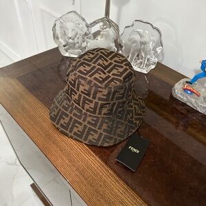 Fendi Original Brown Bucket Hat Italian Luxury Unisex Preowned Excellent